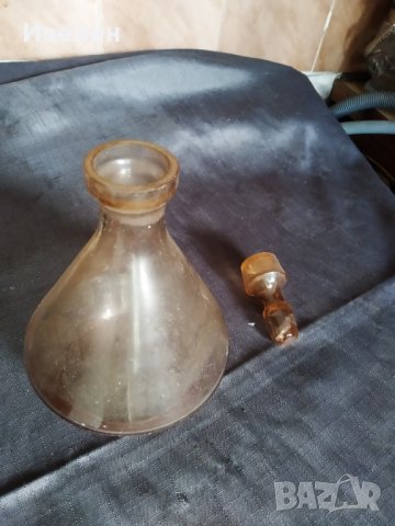 стара стъклена гарафа, снимка 2 - Антикварни и старинни предмети - 29146453