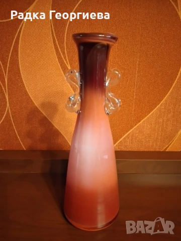 Винтидж ваза пеперуда.