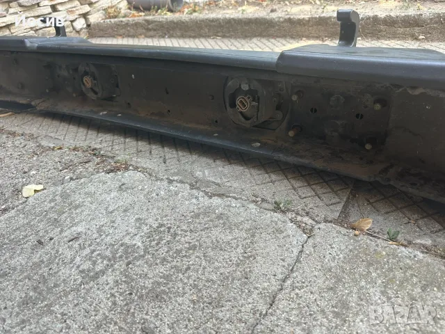 Предна броня Jeep Wrangler оригинална пластмасова, снимка 3 - Части - 56549596