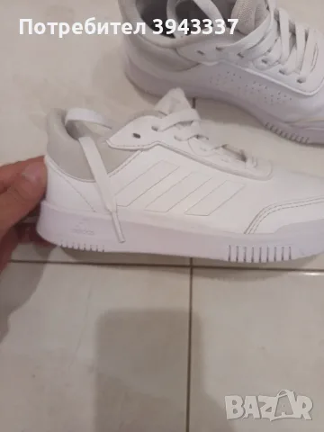 Детски кецове Adidas , снимка 2 - Детски маратонки - 55969941