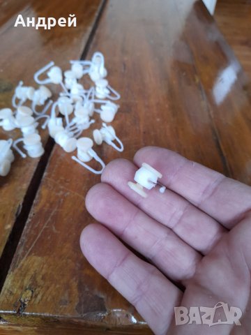 Стари кукички,куки за пердета, снимка 3 - Други ценни предмети - 35201329