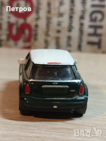 Mini Cooper 1:43, снимка 6 - Коли, камиони, мотори, писти - 47710316