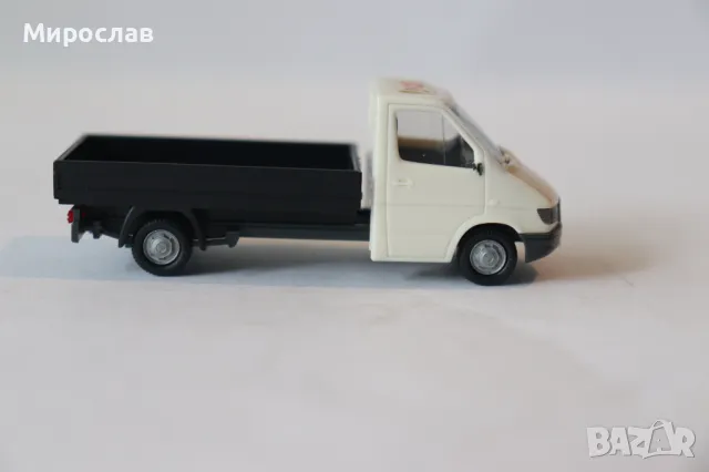 HERPA H0 1/87 MERCEDES BENZ SPRINTER БУС МОДЕЛ КОЛИЧКА, снимка 3 - Колекции - 50324203