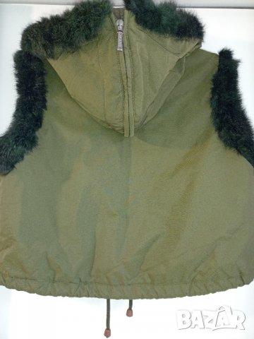 MOSCHINO JEANS,L, къс елек , снимка 7 - Елеци - 34437907