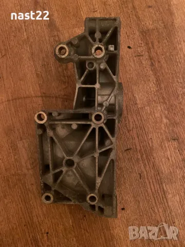 Стойка алтернатор за Volkswagen Polo Hatchback IV (10.2001 – 12.2009) 1.4 TDI,./038 903 143 A, снимка 3 - Части - 49787215