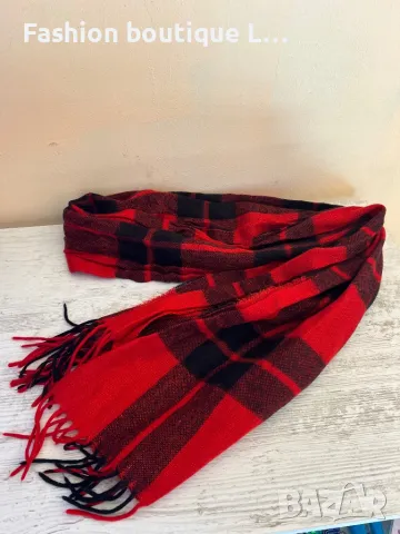 Червено и черно каре зимен дълъг дамски шал с ресни накрая ❤️🖤