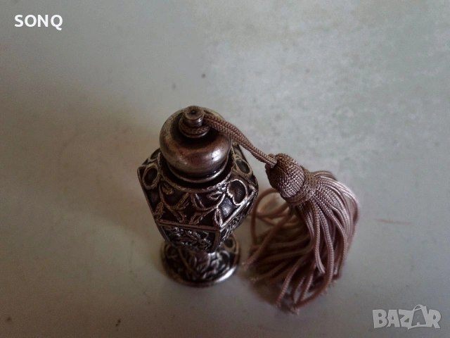 Много Рядко Старо Колекционерско Шише От Парфюм, снимка 2 - Антикварни и старинни предмети - 53137150