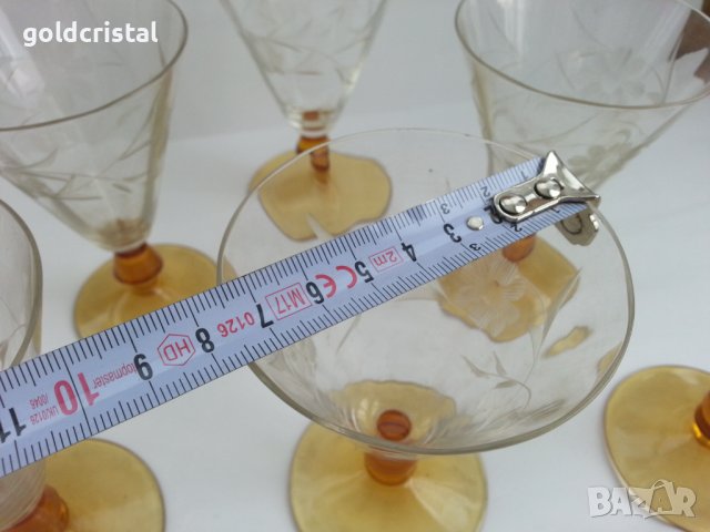 Ретро стъклени чаши гравирани , снимка 2 - Антикварни и старинни предмети - 37552715