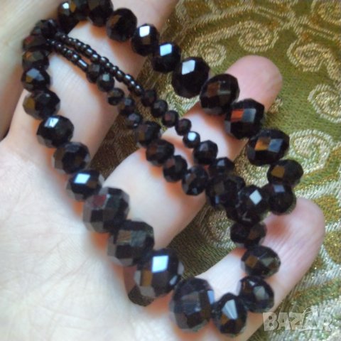 Огърлица шпинел и оникс , снимка 3 - Колиета, медальони, синджири - 38784300
