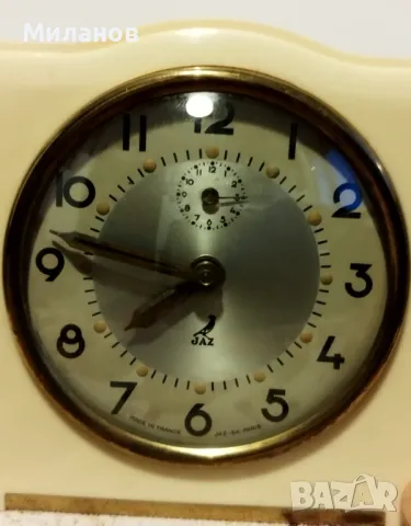 Стар механичен будилник, настолен часовник, снимка 2 - Антикварни и старинни предмети - 47309837