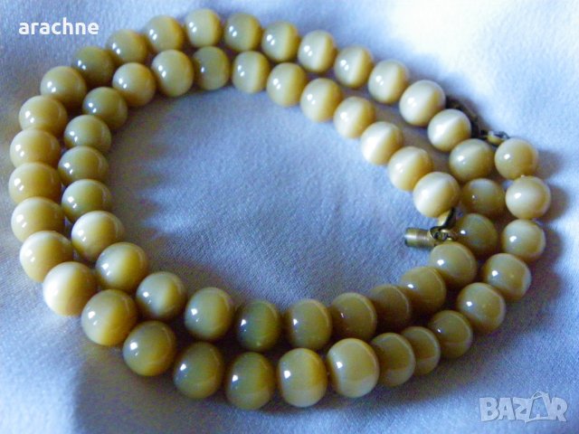 Стар гердан от хризоберил-цимофан с ефект "котешко око"