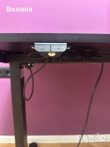 Регулируемо бюро Jysk, снимка 3 - Бюра - 52310519