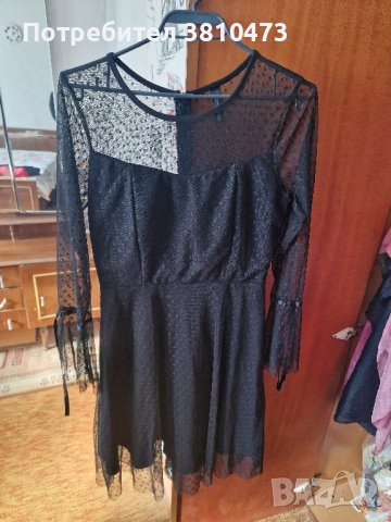 продавам рокля дантелена размер л-хл