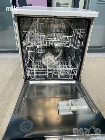 Свободностояща съдомиялна Миеле 60 см, снимка 4 - Съдомиялни - 48820574