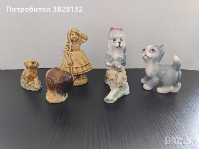 колекционерски порцеланови фигурки WADE 