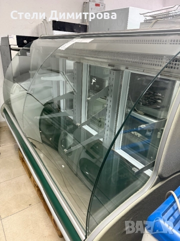 Сладкарска хладилна витрина 2 метра/4 нива, снимка 4 - Витрини - 52300816