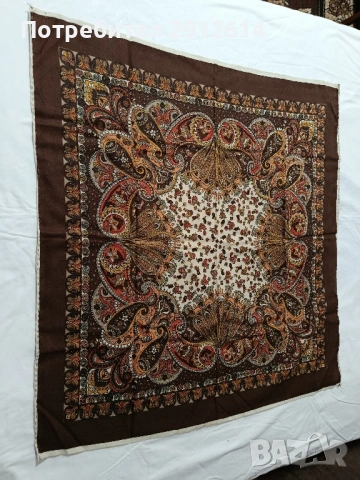 забрадка за глава 141 Размер: 90/83см, снимка 3 - Шалове - 53035418