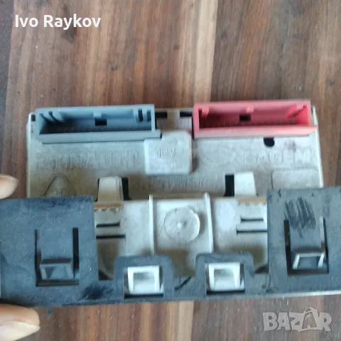 Дисплей за Renault Clio, 2001-2004г., P8200028364 A , снимка 2 - Части - 47763230