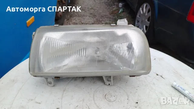 Ляв фар VW Vento 1994г.