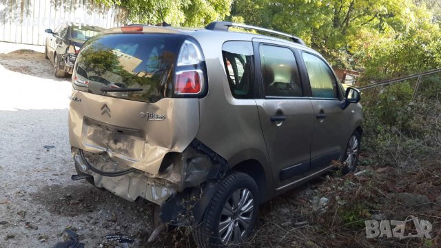 Продавам ситроен ц3 пикасо на части, снимка 2 - Автомобили и джипове - 30524490