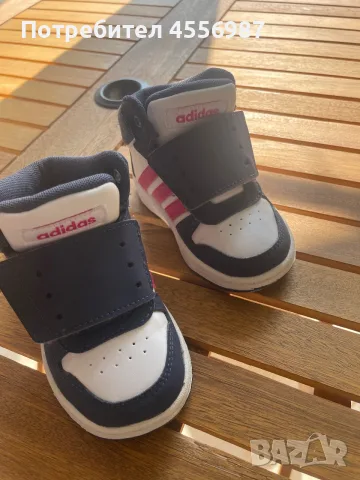 Детски обувки ADIDAS, снимка 2 - Детски обувки - 56185344