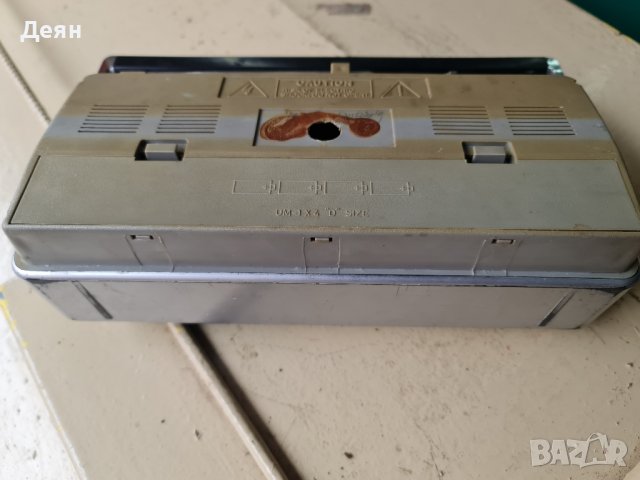Ретро радио касетофон Osaka Japan, снимка 2 - Радиокасетофони, транзистори - 44357908