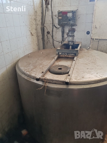 Продавам доилна инсталация Alfa Laval, снимка 5 - Селскостопанска техника - 51581556