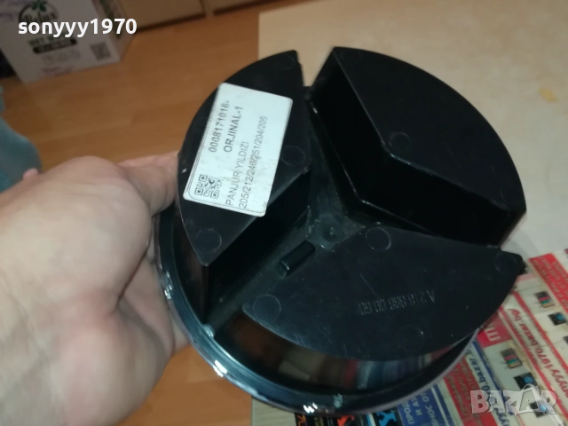 MERCEDES-18Х15Х6СМ ГОЛЯМА ЕМБЛЕМА 3011251643, снимка 18 - Аксесоари и консумативи - 52593767