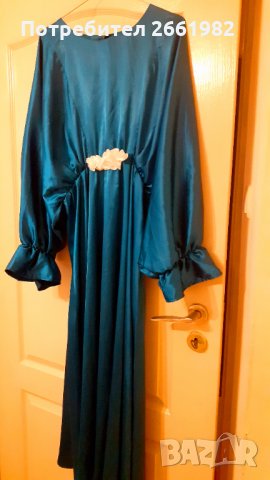 Уникална сатенена маркова рокля, снимка 3 - Рокли - 33997594
