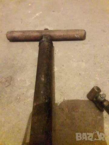 Стара крачна помпа , снимка 4 - Антикварни и старинни предмети - 29753638