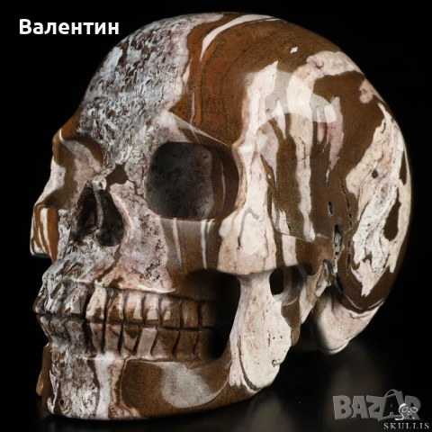 Кристален череп от яспис, снимка 1