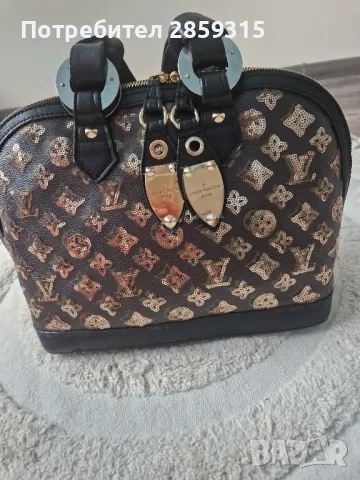 Дамска чанта Lui Vuitton, снимка 11 - Чанти - 49120041
