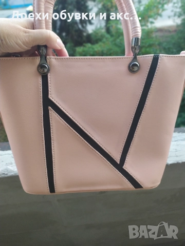 ​Нова чанта чудесен подарък  20 лв Розова кожена, снимка 5 - Чанти - 51674690