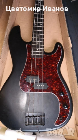 Нова Бас Китара Harley Benton