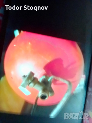 Предлагам газова бутилка десет литрова , снимка 2 - Други стоки за дома - 52851241