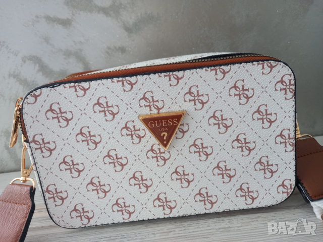 Guess - дамска чанта , снимка 2 - Чанти - 44508812