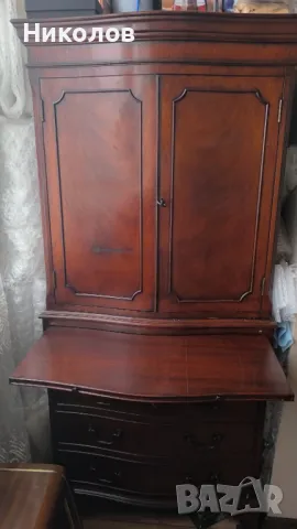 Махагонов шкаф, снимка 2 - Бюфети - 48910996
