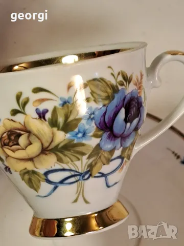 немски порцеланов двоен сет за кафе с цветя 7/4, снимка 2 - Сервизи - 49839978