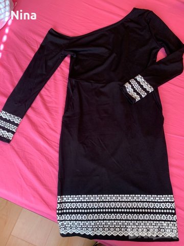 Рокля с паднало рамо