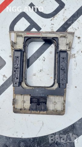 Бутони ел. стъкла и огледала за Mercedes-Benz E-Class Sedan, W210, № 210 820 0110 KZ, 60 лв, снимка 3 - Части - 40458520