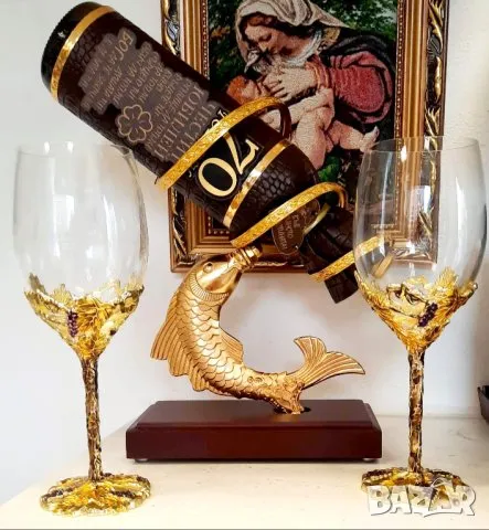 Подарък за 70 г. юбилей - Златна риба с юбилейна бутилка 70 г., снимка 2 - Подаръци за юбилей - 34358413