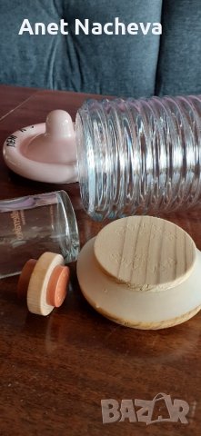 Стъклен релефен буркан с дървена капачка; керамичен капак; шише за наливен парфюм , снимка 7 - Буркани, бутилки и капачки - 42048099