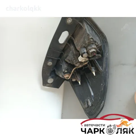 Стоп десен субару форестър 2.0д, снимка 2 - Части - 47690253