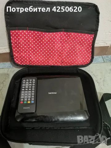Портативен DVD плейър Philips PD7015/12, снимка 4 - Плейъри, домашно кино, прожектори - 56375831
