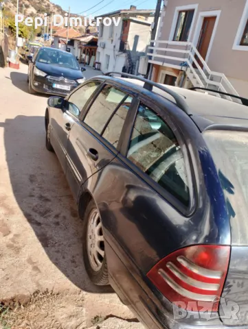 Mercedes w203 2.2 дизел ръчка на части бракувана двигателят и скоростите работят ., снимка 5 - Автомобили и джипове - 47752358