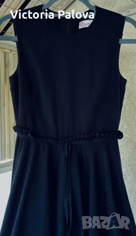 Скъпа маркова оригинал рокля лукс  RED VALENTINO Италия, снимка 2 - Рокли - 50327601