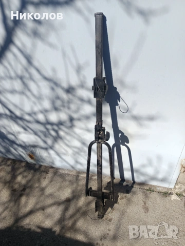 Стойка за велосипед за кола