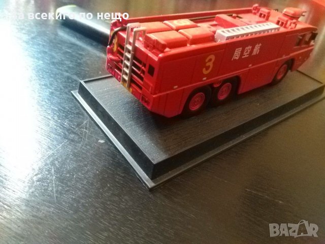 Макети на различни модели пожарни коли (Обява 3 ), снимка 3 - Колекции - 31589260