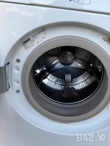 Малка - Мини пералня Zanussi 4 кг, снимка 3 - Перални - 53996067