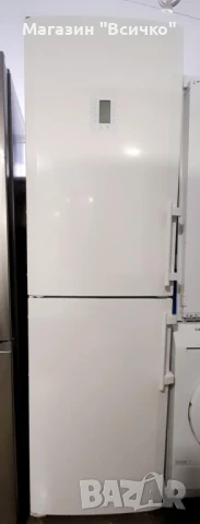 Хладилник с фризер Liebherr CN 3956, свободностоящ, 348 литра, бял